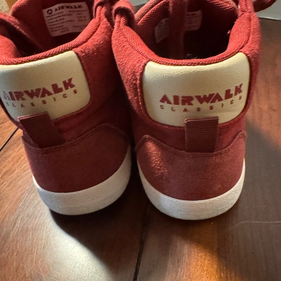 Airwalk‎ Classics Red Suede High Top Sneakers Men's Size 7 - Picture 4 of 7